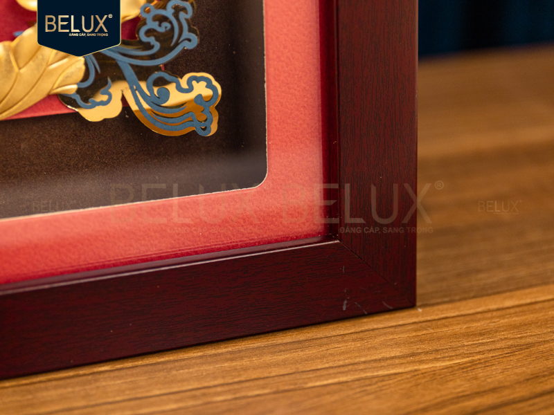 Tranh cá chép hóa rồng dát vàng 24k 24x24cm